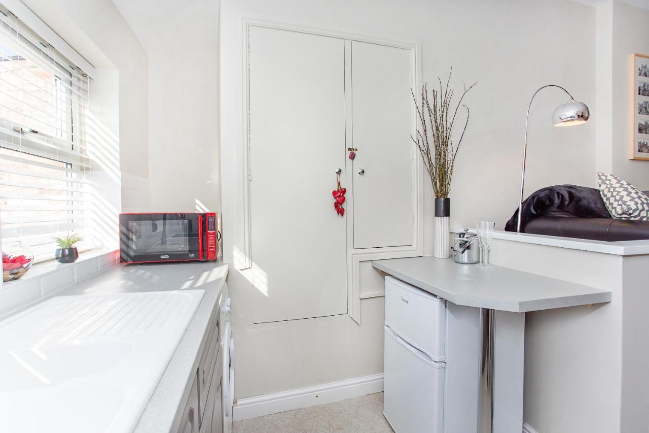 Courtyard Apartment ยอร์ค ภายนอก รูปภาพ
